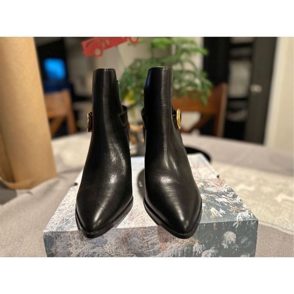 JayGate Womens Pointed Toe Side V Cutout Ankle Chunky Block Heel Boots - Picture 4 of 9